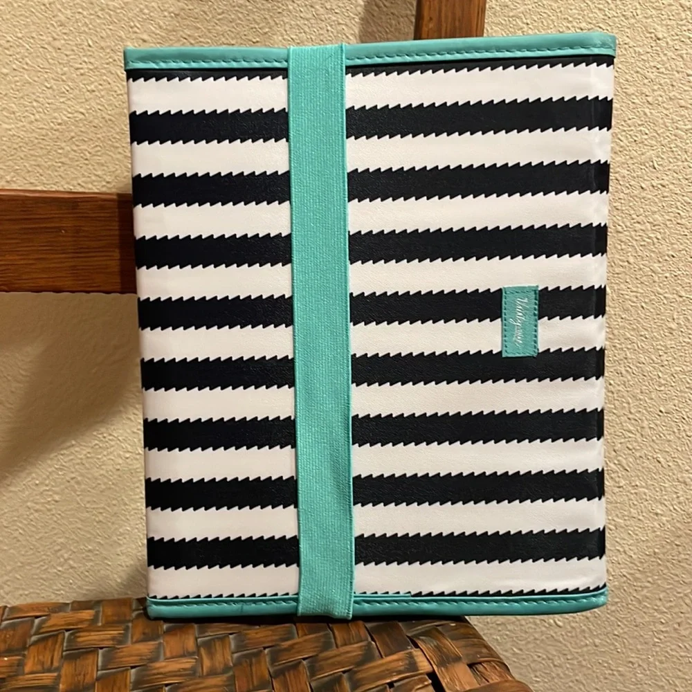 NwOT Thirty-One IPad/Tablet Case